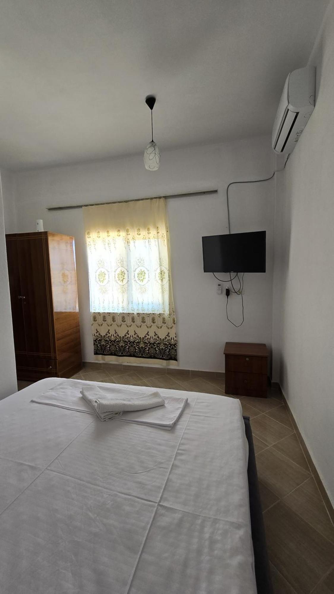 Spg Guest House Borsh Extérieur photo